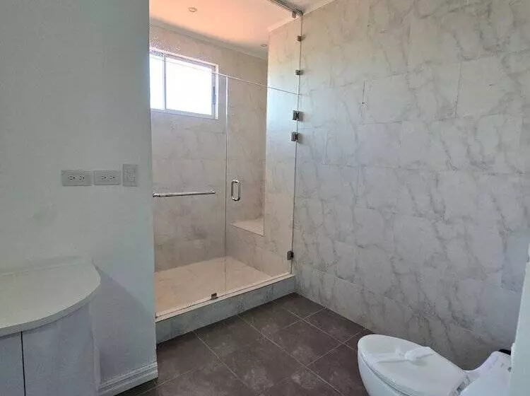 Hotelli Tropical Paradise