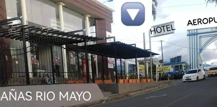 Hotelli Y Cabañas Rio Mayo