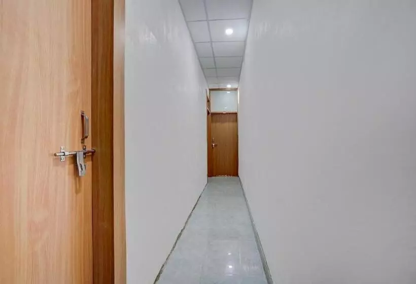 Oyo Flagship Hotel Lotus