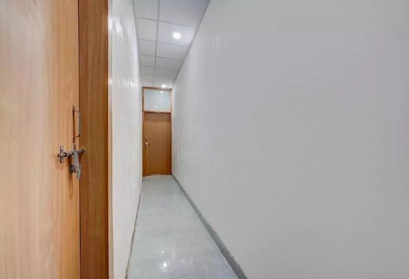 Oyo Flagship Hotel Lotus