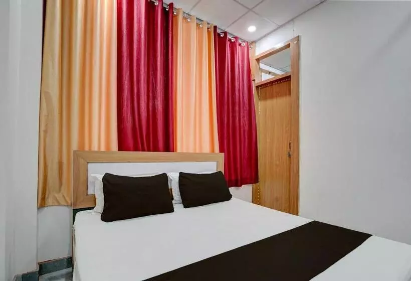 Oyo Flagship Hotel Lotus