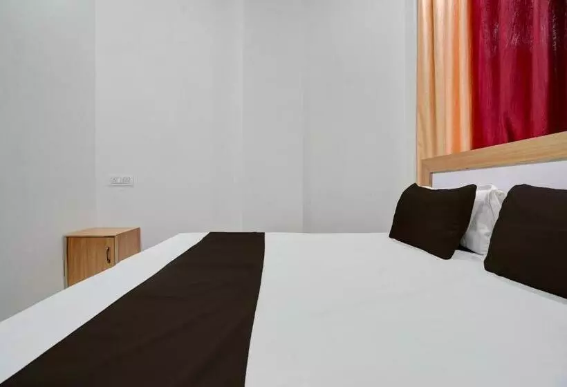 Oyo Flagship Hotel Lotus