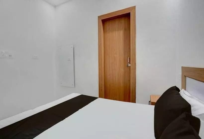 Oyo Flagship Hotel Lotus