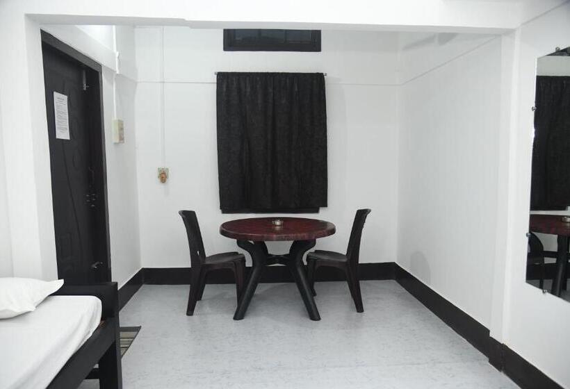 بنسيون Kaameng Guest House