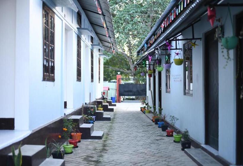 بنسيون Kaameng Guest House