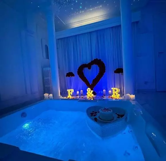 Majatalo La Suite Santorini