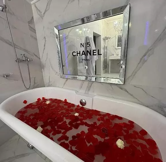 Majatalo La Suite Santorini