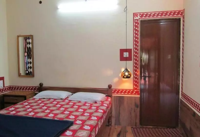 ペンション Mahabala Valley   Home Stay