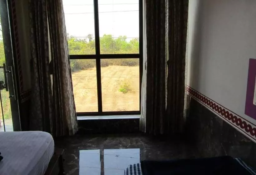 ペンション Mahabala Valley   Home Stay