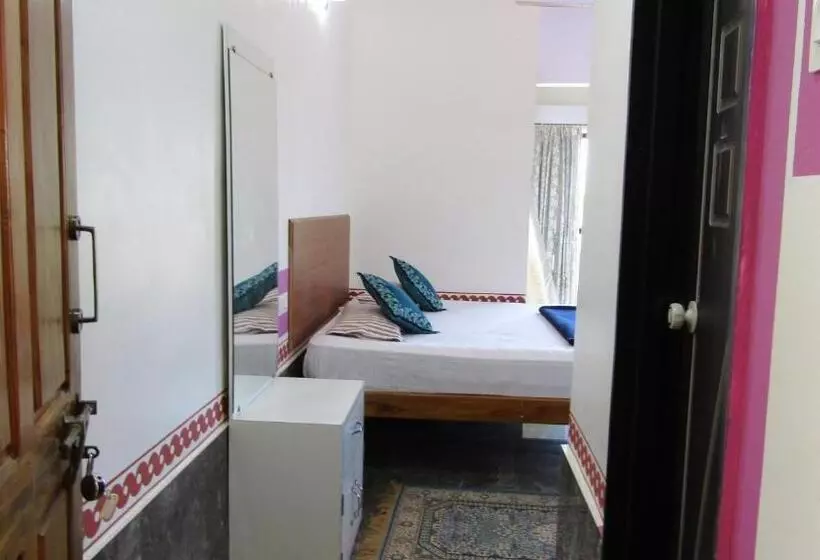 ペンション Mahabala Valley   Home Stay