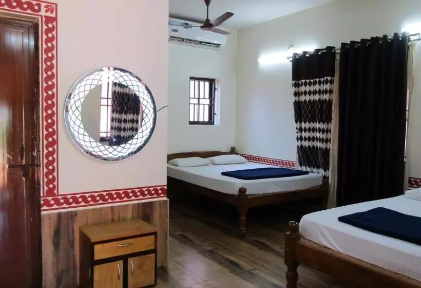 ペンション Mahabala Valley   Home Stay