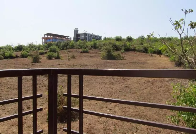 ペンション Mahabala Valley   Home Stay