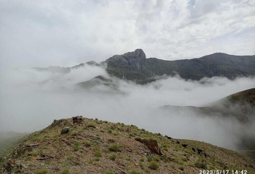 Majatalo Shiringul Guesthouse In Nuratau Mountain