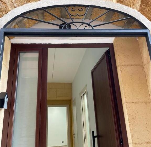 پانسیون Sikelia Luxurys