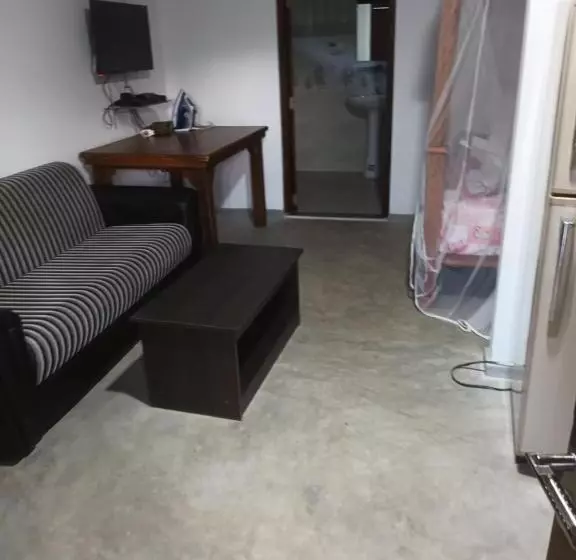 ペンション Yasas Villa
