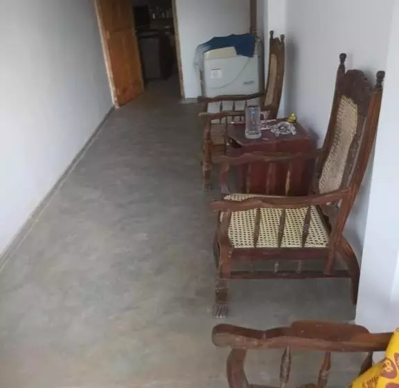 ペンション Yasas Villa