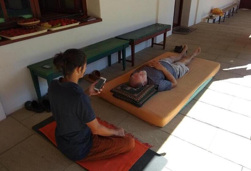 膳宿费 Yogashrama Traditional