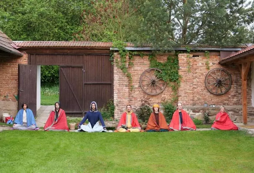 Majatalo Yogashrama Traditional