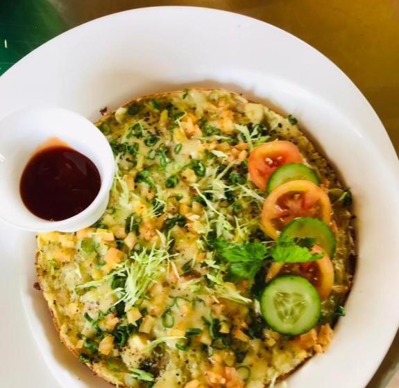 住宿加早餐  Tharumini Villa