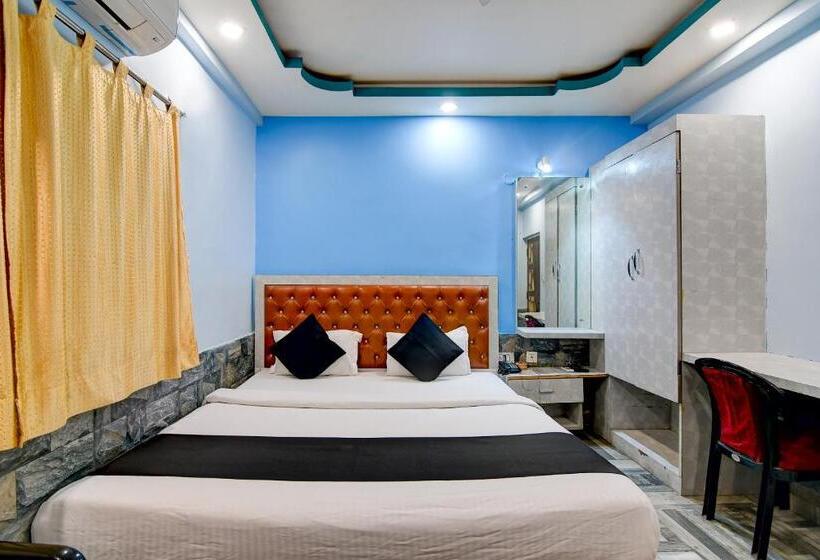 酒店 Brill A G Star 500m From International Airport