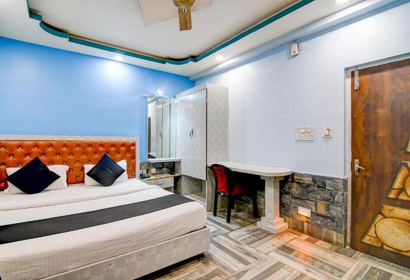 酒店 Brill A G Star 500m From International Airport