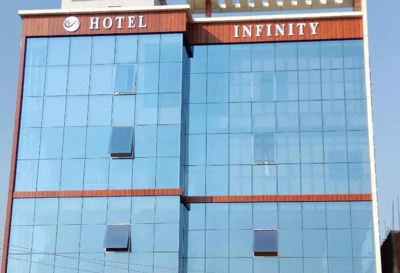 Hotelli Infinity