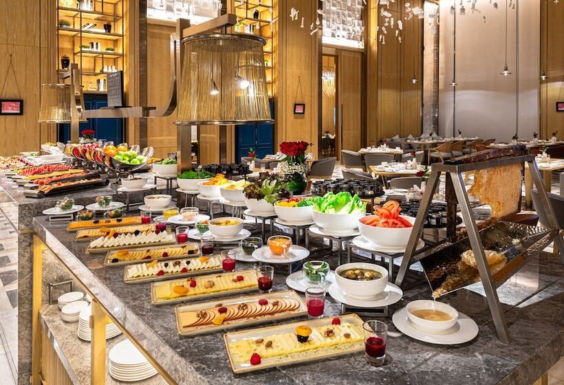 בית מלון כפרי Narcissus The Royal