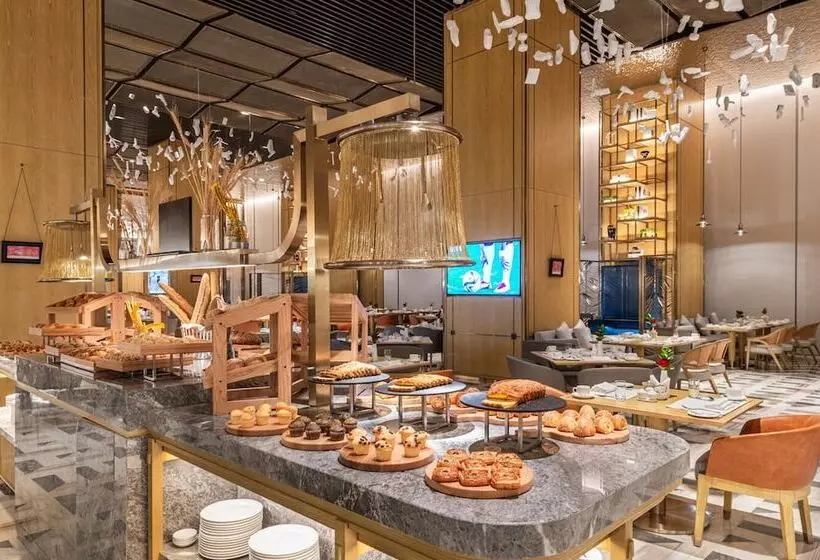 Hotelli Narcissus The Royal