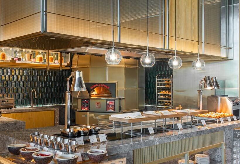 בית מלון כפרי Narcissus The Royal