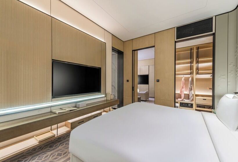 בית מלון כפרי Narcissus The Royal