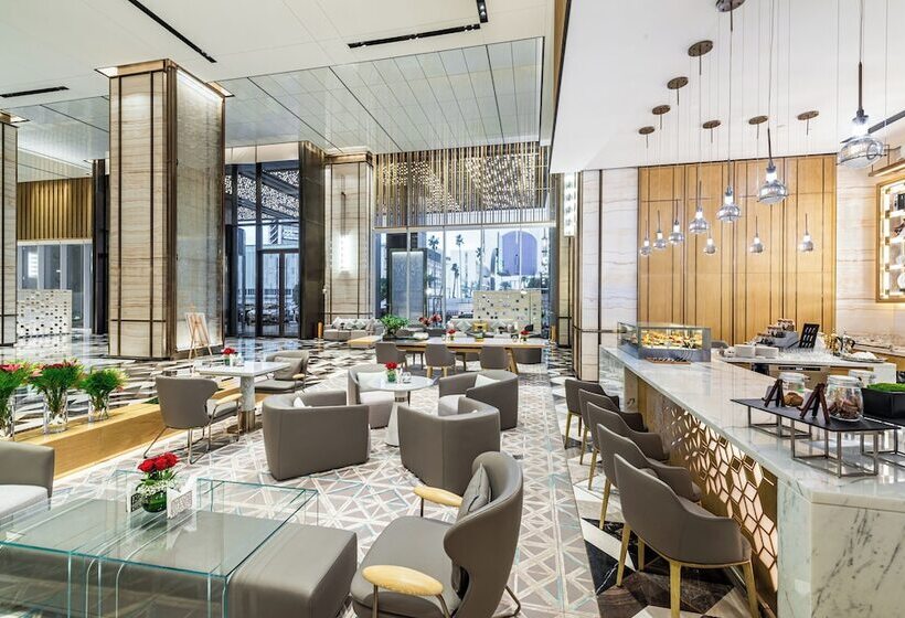 בית מלון כפרי Narcissus The Royal