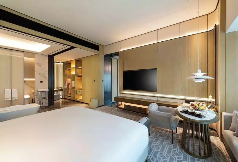 Hotelli Narcissus The Royal