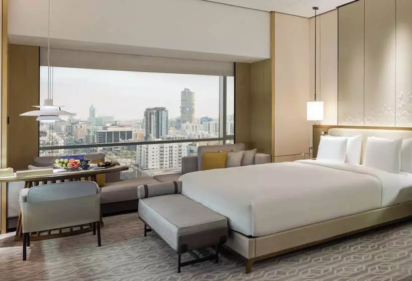 Hotelli Narcissus The Royal