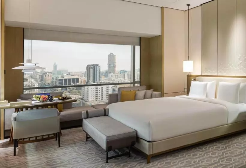 Hotelli Narcissus The Royal