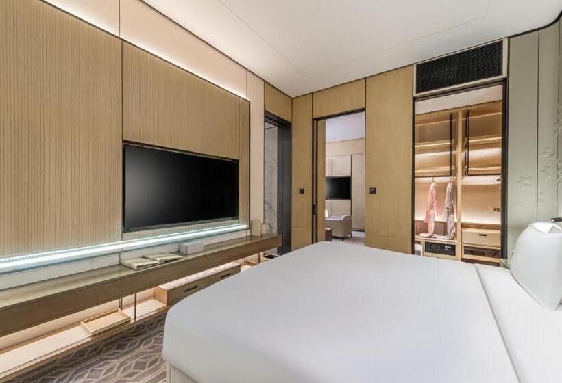 בית מלון כפרי Narcissus The Royal