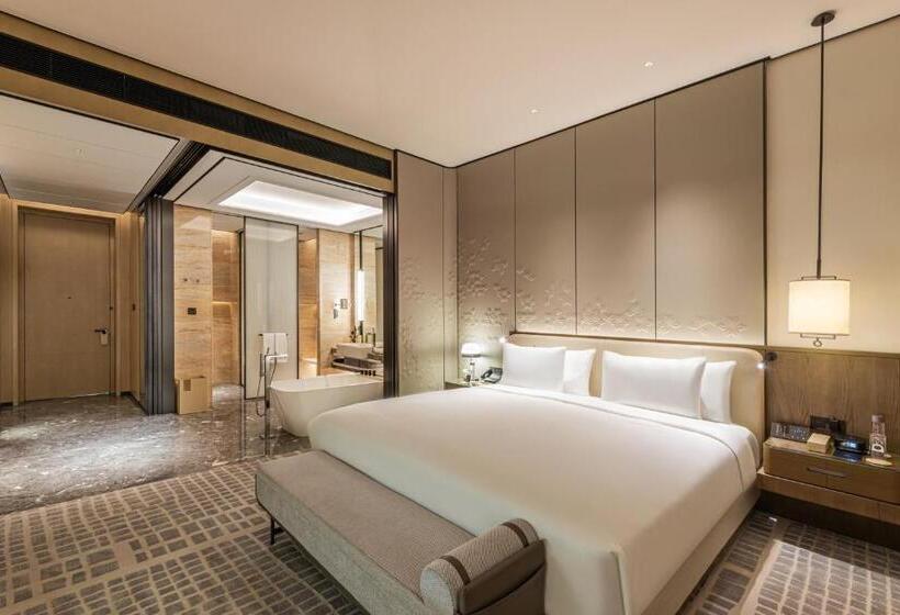 בית מלון כפרי Narcissus The Royal