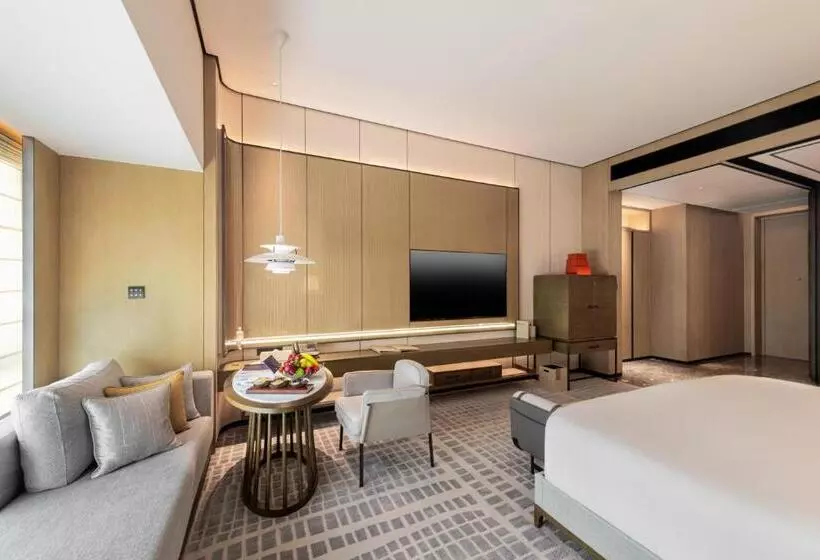 Hotelli Narcissus The Royal