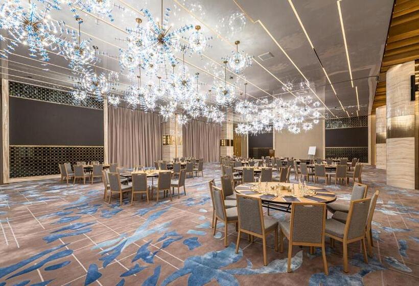 בית מלון כפרי Narcissus The Royal