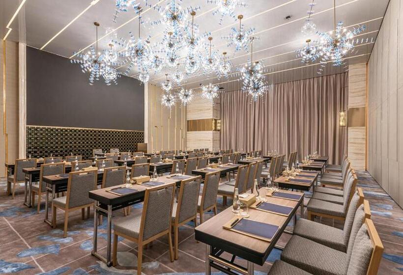 בית מלון כפרי Narcissus The Royal