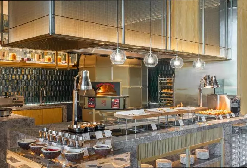 Hotelli Narcissus The Royal