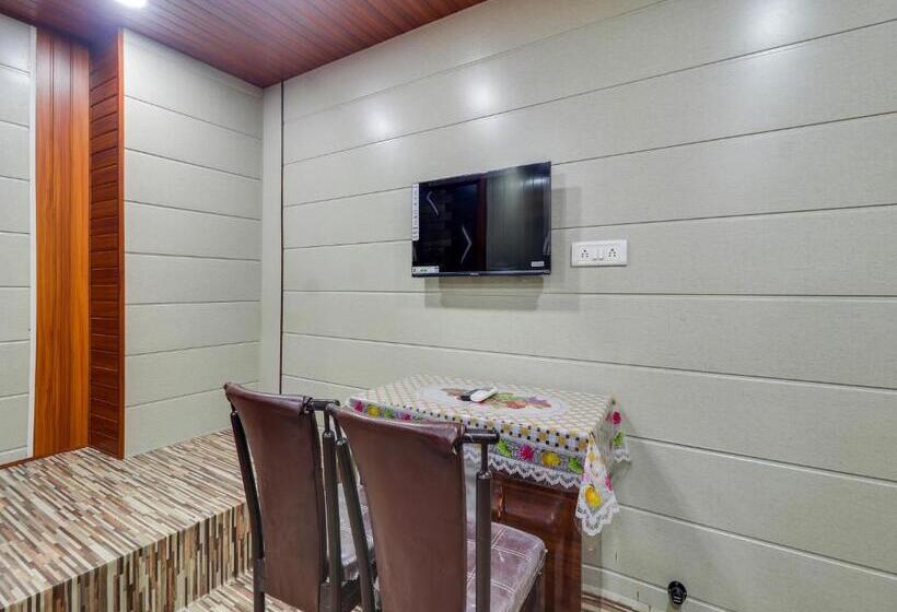 Oyo Flagship Hotel Garden Inn