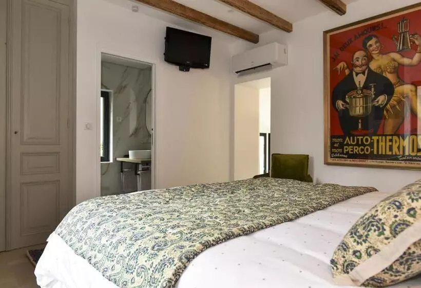 Majatalo Chez Pierre Dans Le Centre De Brive