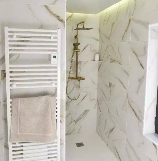 Majatalo Chez Pierre Dans Le Centre De Brive