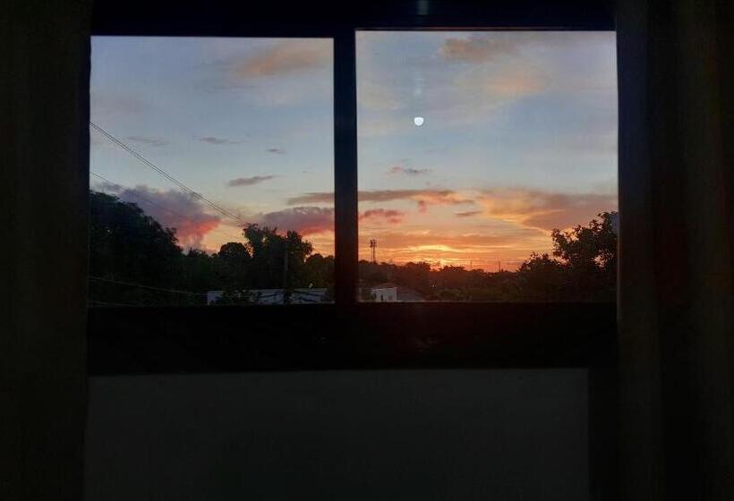 پانسیون Chicco S Private Two Storey Home