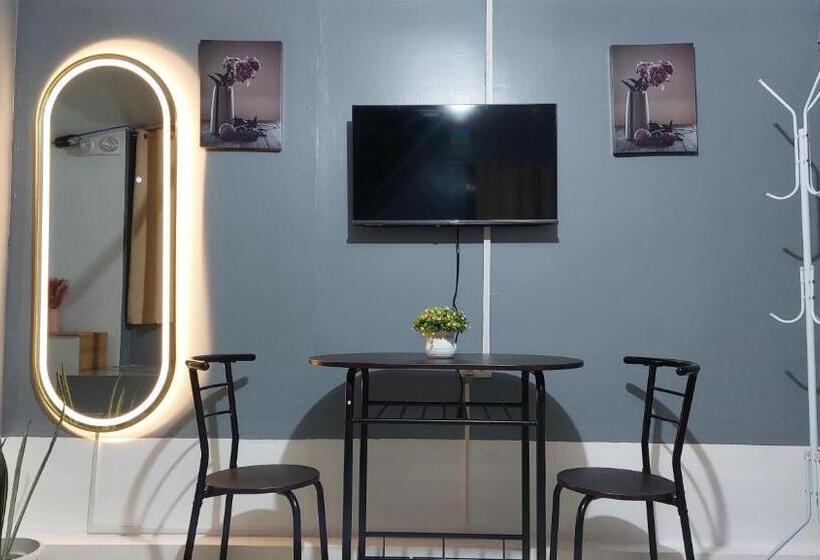 پانسیون Chicco S Private Two Storey Home