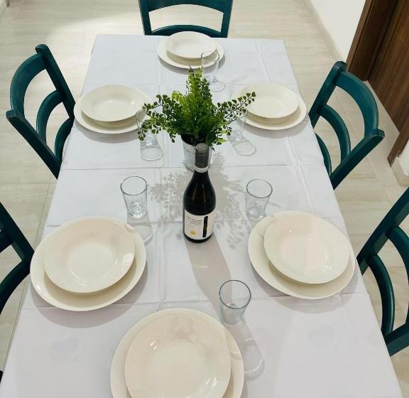 פנסיון Coral Cove Comfort Room 2