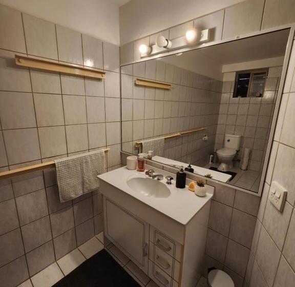 ペンション Self Contained Guesthouse For 7ppl, W Pool