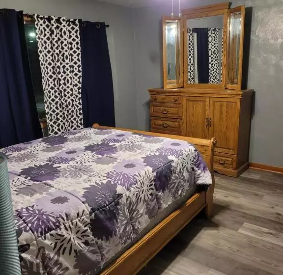 ペンション Travelers Guesthouse