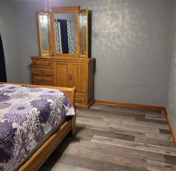 ペンション Travelers Guesthouse