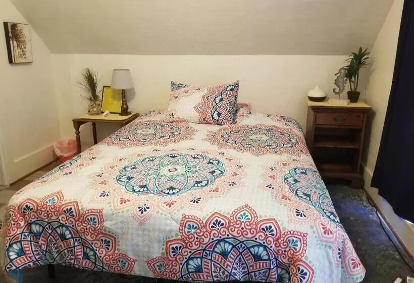 ペンション Travelers Guesthouse